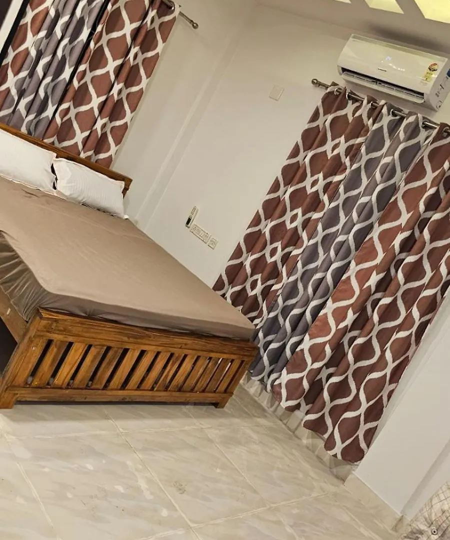 Royal Square Guest Rooms Thrissur Apartman